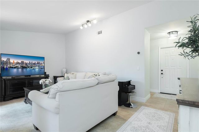 6316 NW 173rd Street, Hialeah, FL 33015