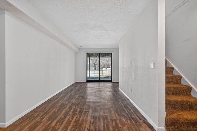 803 S State Highway Ab, Willard, MO 65781