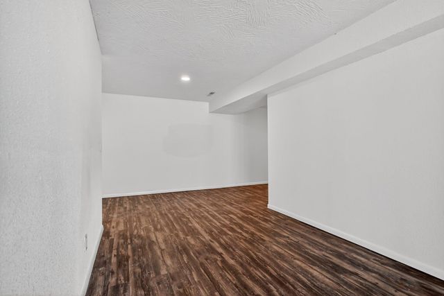 803 S State Highway Ab, Willard, MO 65781