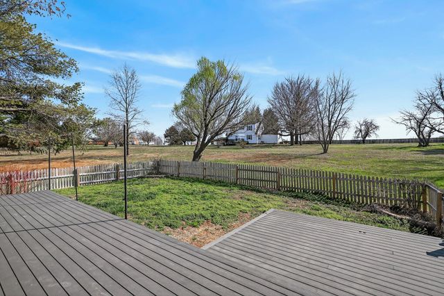 803 S State Highway Ab, Willard, MO 65781