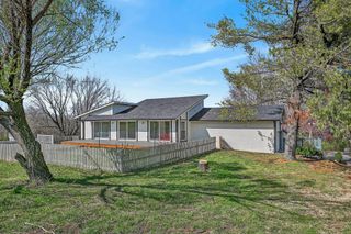 803 S State Highway Ab, Willard, MO 65781