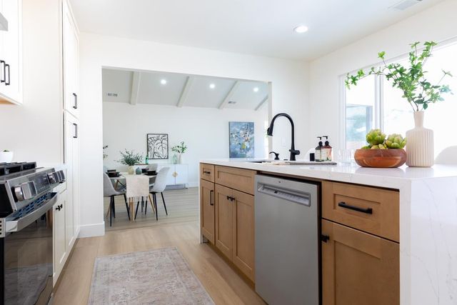 20090 Portola Drive, Salinas, CA 93908