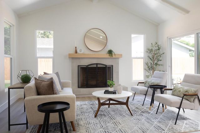 20090 Portola Drive, Salinas, CA 93908