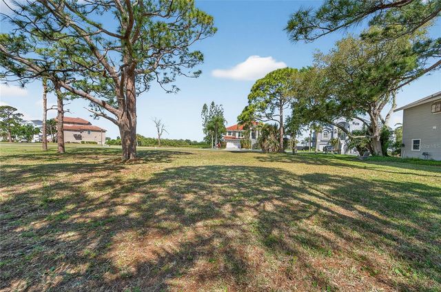 N POINTE ALEXIS DRIVE, Tarpon Springs, FL 34689