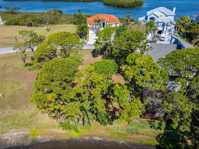 N POINTE ALEXIS DRIVE, Tarpon Springs, FL 34689