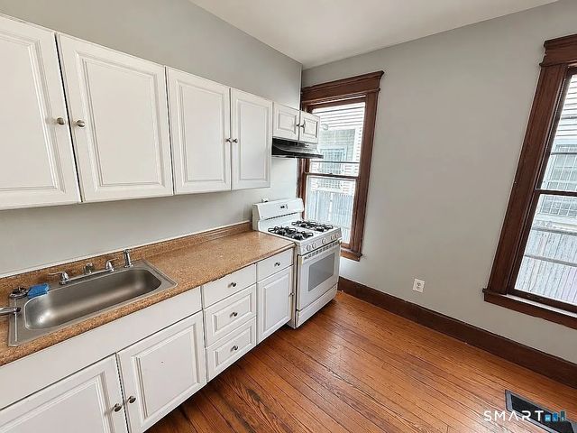 810 North Avenue, Bridgeport, CT 06606