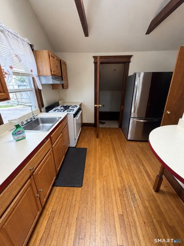 810 North Avenue, Bridgeport, CT 06606