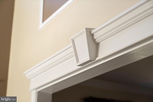 1 SARA DR, Robbinsville, NJ 08691