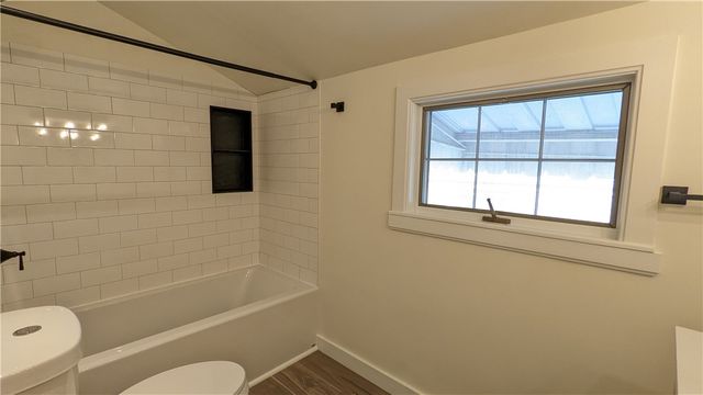 145 E Woodford Ave, E Pittsburgh, PA 15210