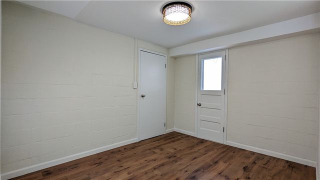 145 E Woodford Ave, E Pittsburgh, PA 15210