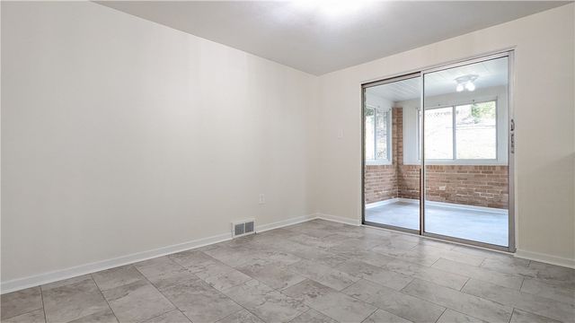 145 E Woodford Ave, E Pittsburgh, PA 15210