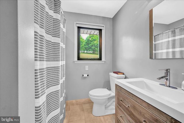647 N MAIN ST, Bernville, PA 19506