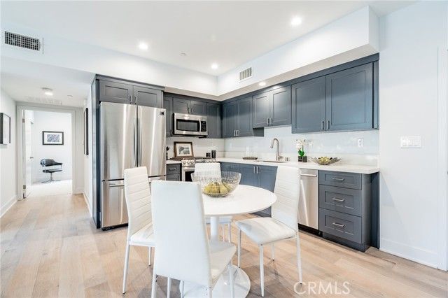 137 S Wilson Avenue 107, Pasadena, CA 91106