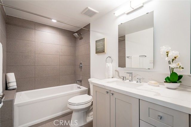 137 S Wilson Avenue 107, Pasadena, CA 91106