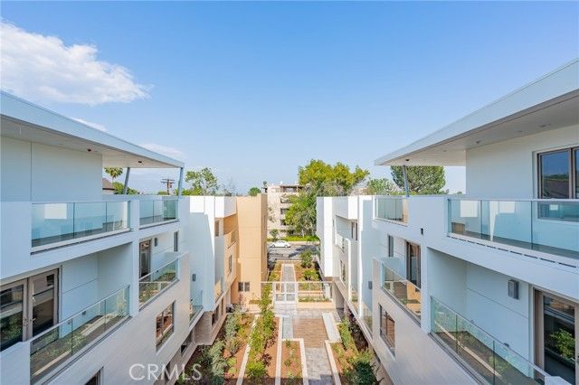 137 S Wilson Avenue 107, Pasadena, CA 91106