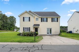 2680 Chatfield Drive, Winston-salem, NC 27103