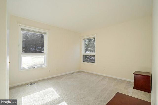 11290 SPYGLASS COVE LN, Reston, VA 20191