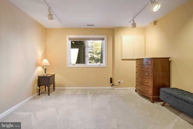 11290 SPYGLASS COVE LN, Reston, VA 20191