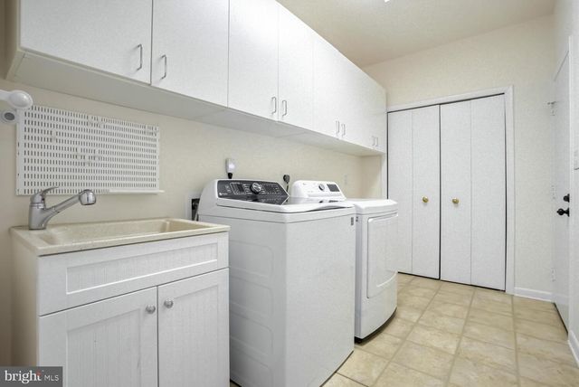 11290 SPYGLASS COVE LN, Reston, VA 20191