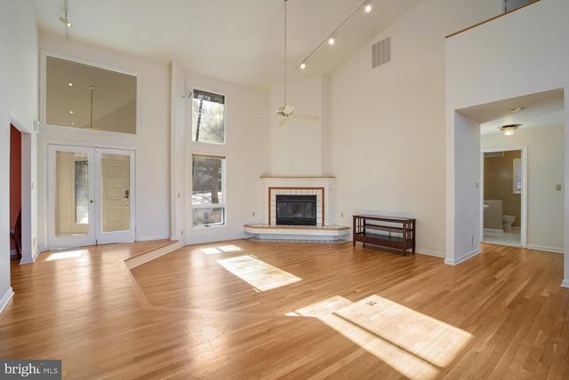 11290 SPYGLASS COVE LN, Reston, VA 20191
