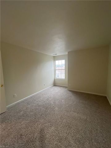 921 W. Little Creek RD # 6, Norfolk, VA 23518