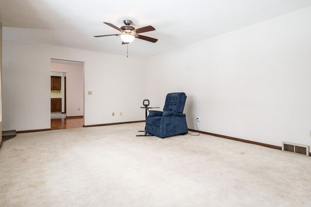 1126 Main Street, Pecatonica, IL 61063