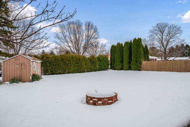 1126 Main Street, Pecatonica, IL 61063