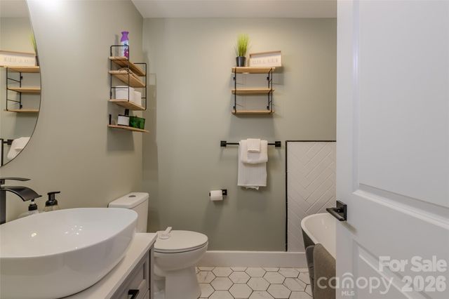 506 S Cansler Street, Kings Mountain, NC 28086