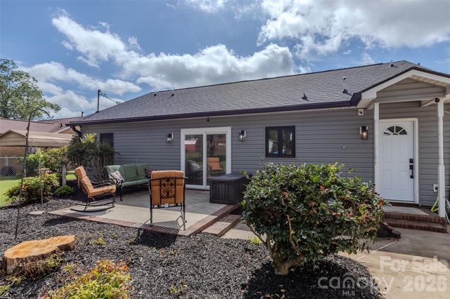 506 S Cansler Street, Kings Mountain, NC 28086