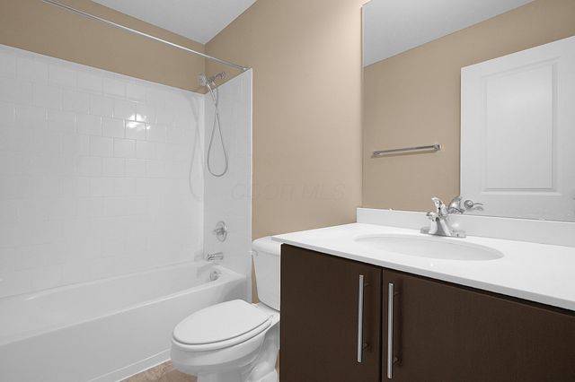 5527 Albany Terrace Way, Westerville, OH 43081