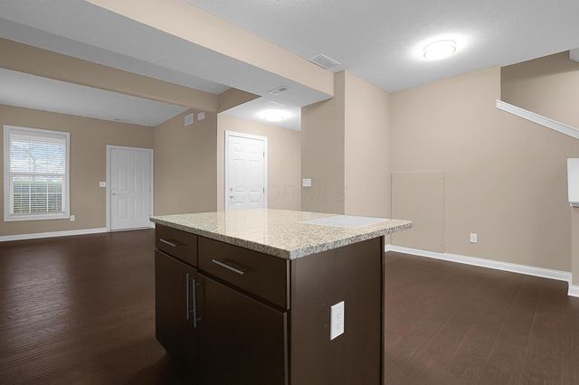 5527 Albany Terrace Way, Westerville, OH 43081