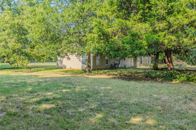 4666 Fm 1569, Farmersville, TX 75442