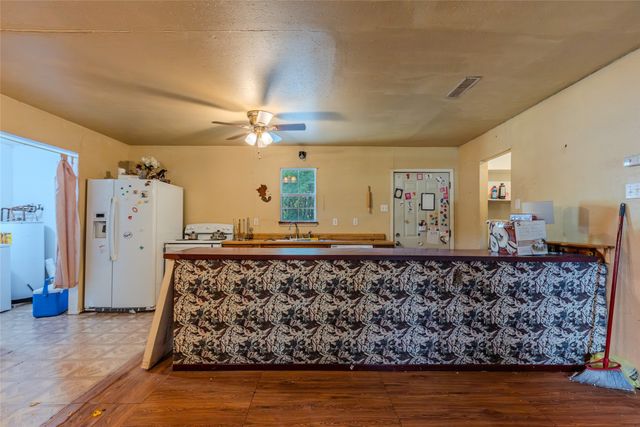 4666 Fm 1569, Farmersville, TX 75442