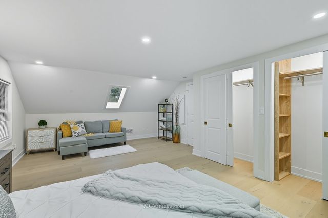 755 Division Street, Barrington, IL 60010