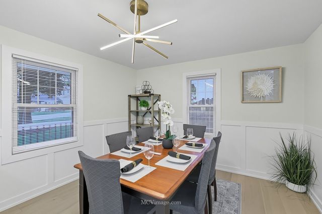 755 Division Street, Barrington, IL 60010