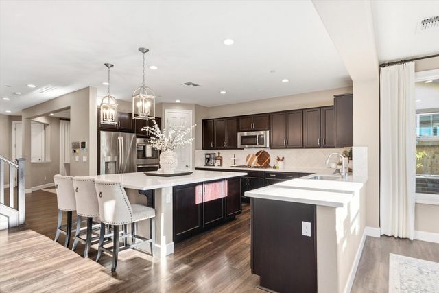 2187 Bravery Ave, Manteca, CA 95337