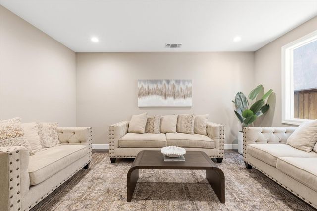 2187 Bravery Ave, Manteca, CA 95337