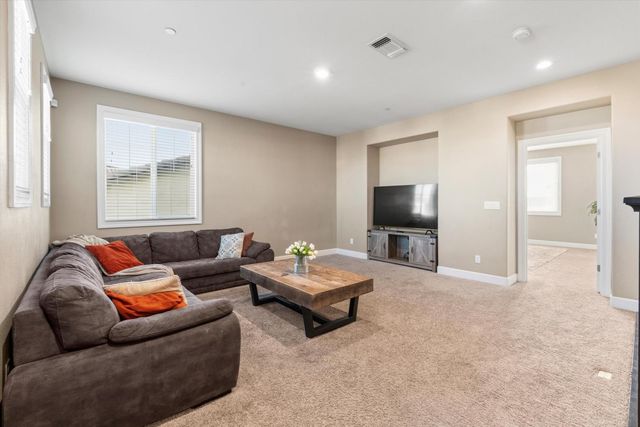 2187 Bravery Ave, Manteca, CA 95337