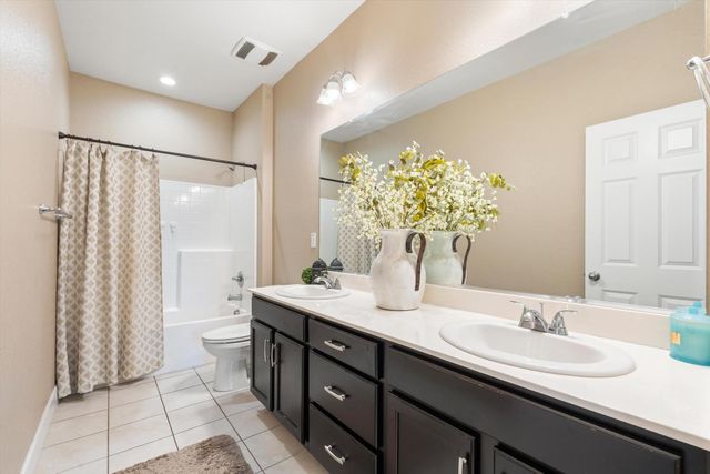 2187 Bravery Ave, Manteca, CA 95337