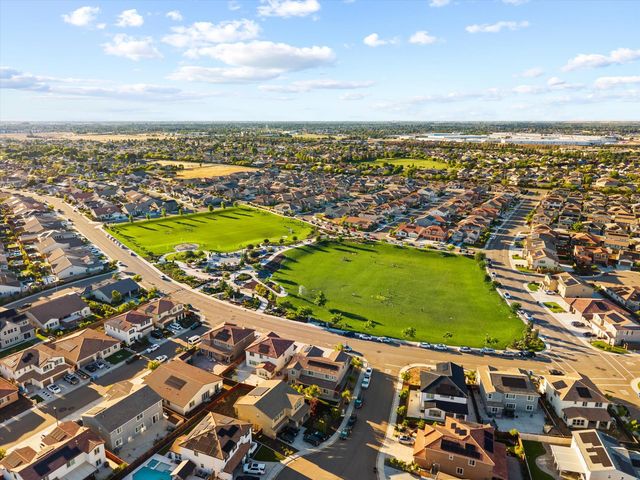 2187 Bravery Ave, Manteca, CA 95337