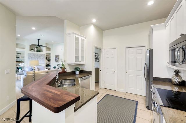 2328 Island Cove CIR, Naples, FL 34109