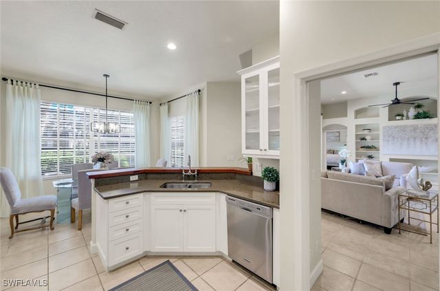 2328 Island Cove CIR, Naples, FL 34109