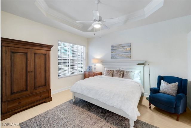 2328 Island Cove CIR, Naples, FL 34109