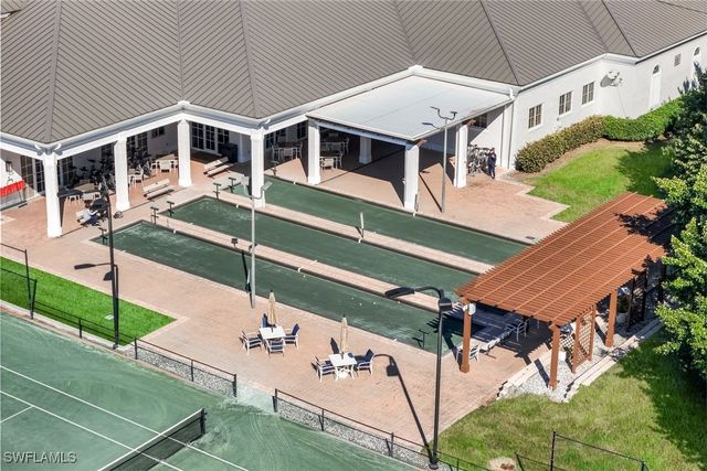 2328 Island Cove CIR, Naples, FL 34109