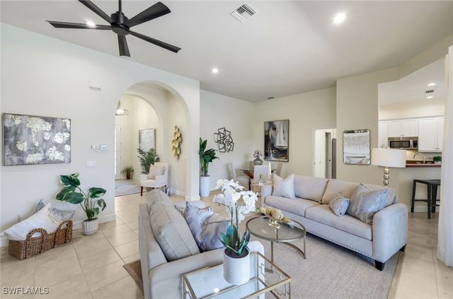 2328 Island Cove CIR, Naples, FL 34109