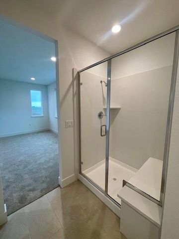 5080 Lone Star Way, Roseville, CA 95747