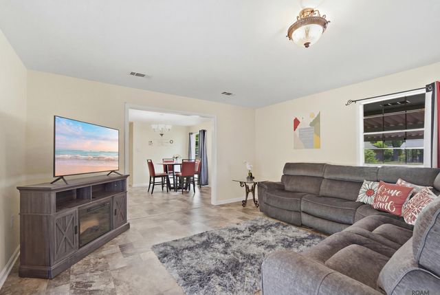9320 Kimberly Way, Baton Rouge, LA 70814