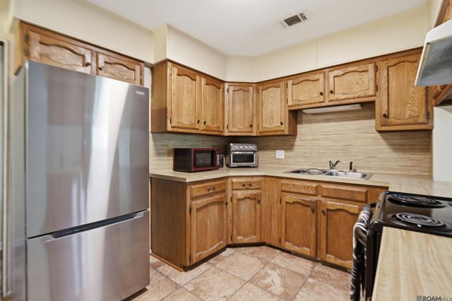 9320 Kimberly Way, Baton Rouge, LA 70814