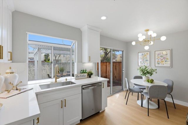 1274 Elkwood Dr, Milpitas, CA 95035