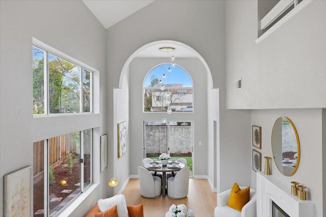 1274 Elkwood Dr, Milpitas, CA 95035